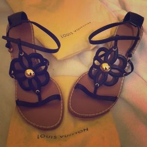 Adorable Louis Vuitton wedge sandals
